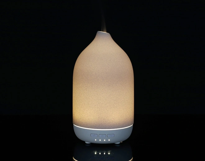 Taj-USB Powered Diffuser With Colorful Handmade Porcelain Cover - 翻译中...
